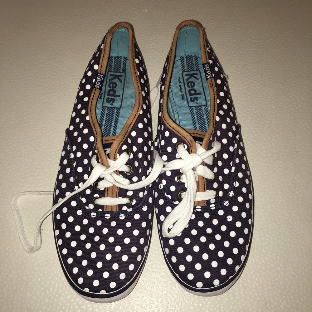 Polka dot Keds